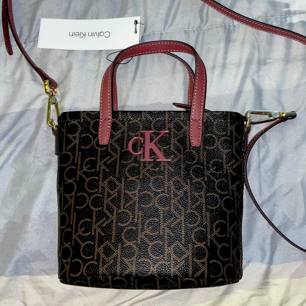 🏷SALE🏷 Calvin Klein Satchel Bag